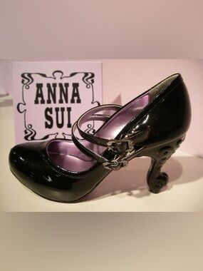 ISO looking for Anna Sui sculpted Mary Jane heels